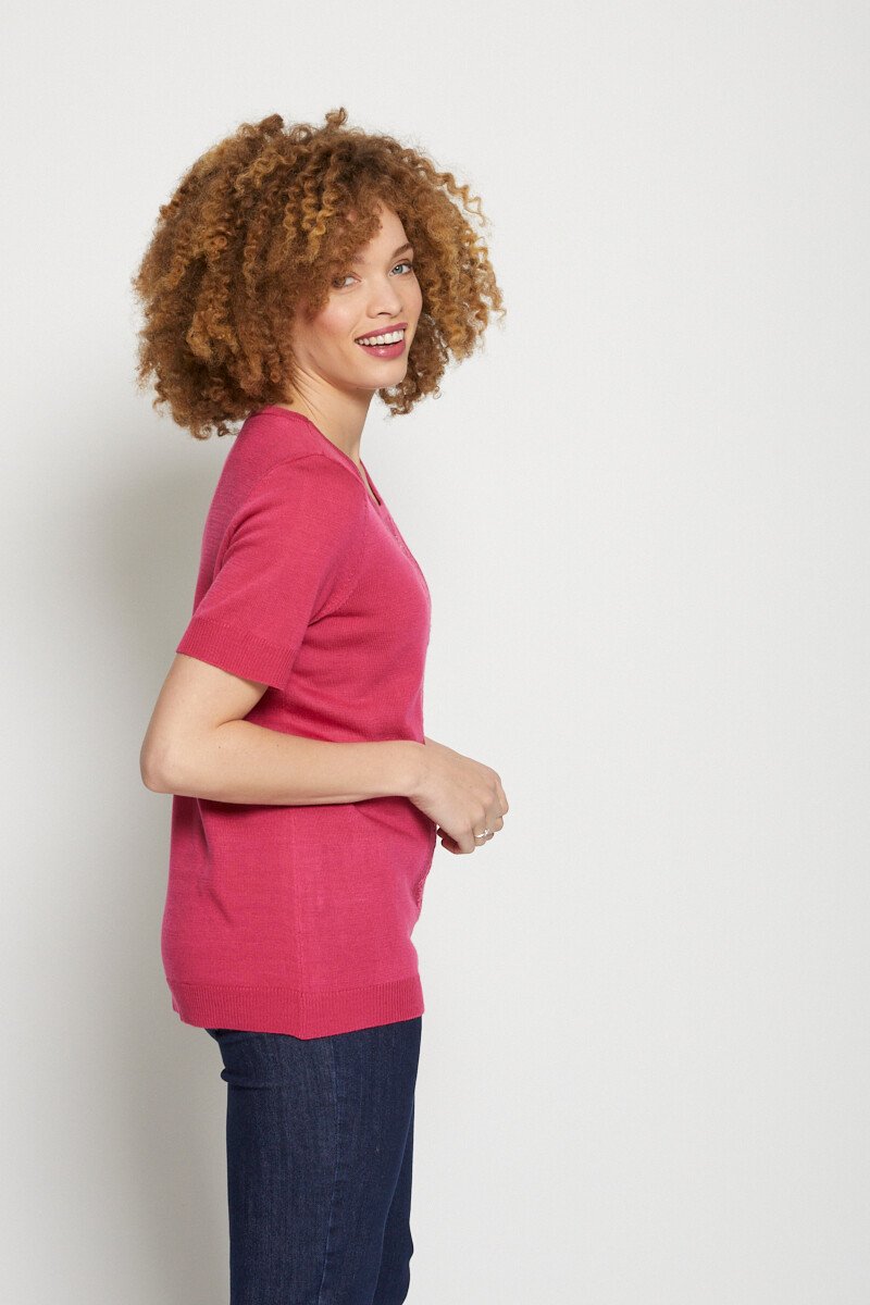 Suéter_de_manga_corta_bordado_Grosella_negra_DR1_slim