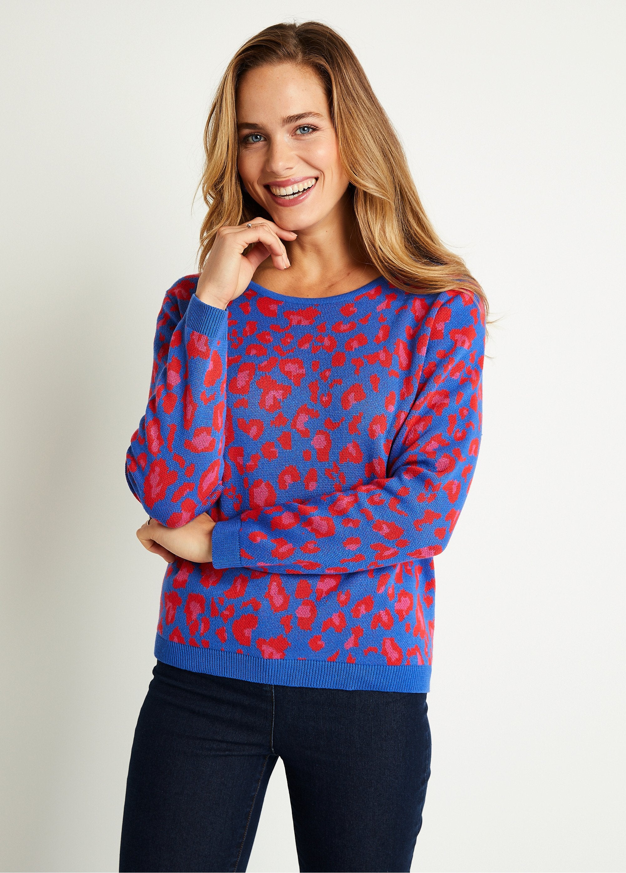 Jersey_cuello_redondo_estampado_leopardo_Azul_FA1_slim