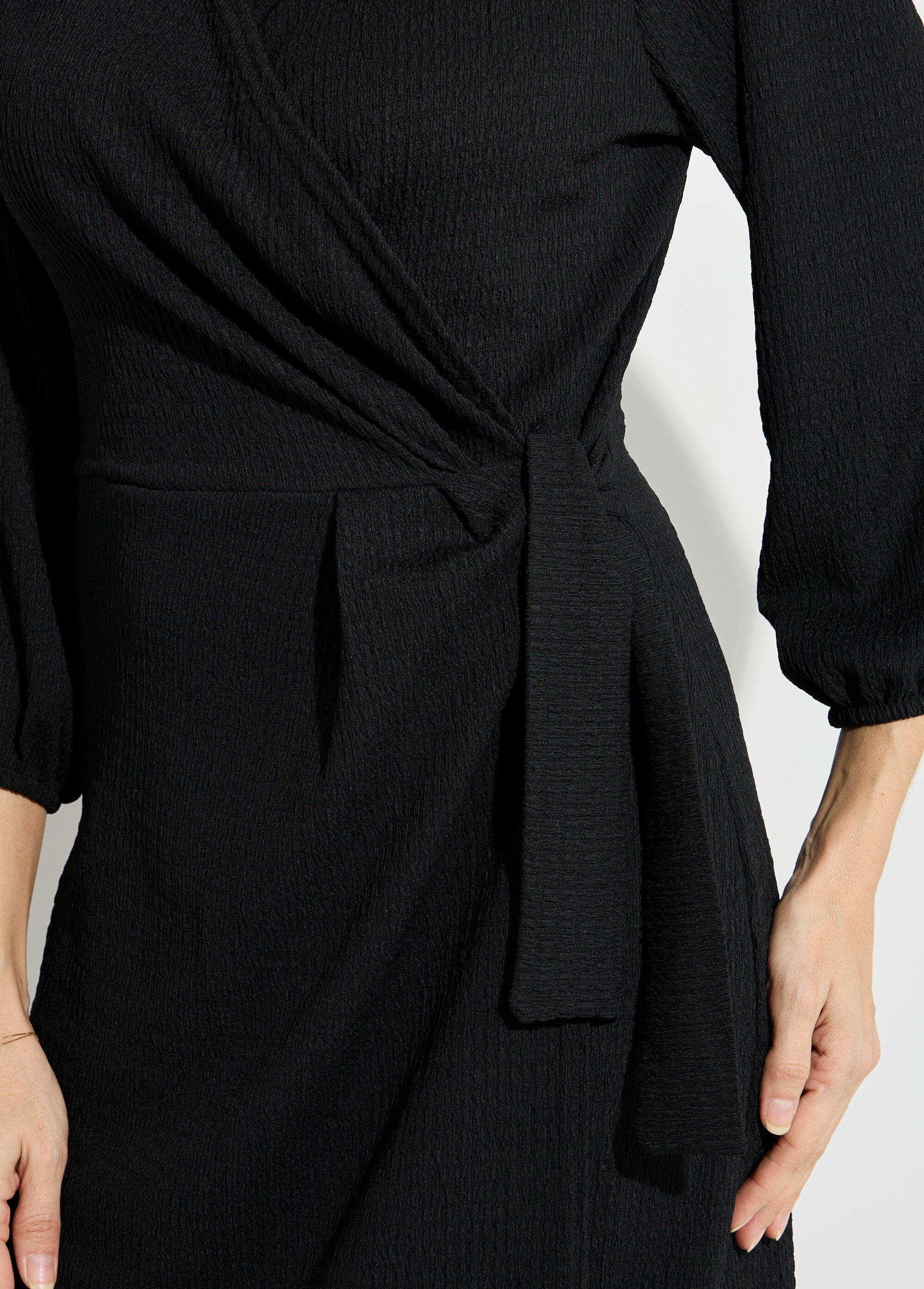 Vestido_cruzado_de_punto_gofre_Negro_DE2_slim