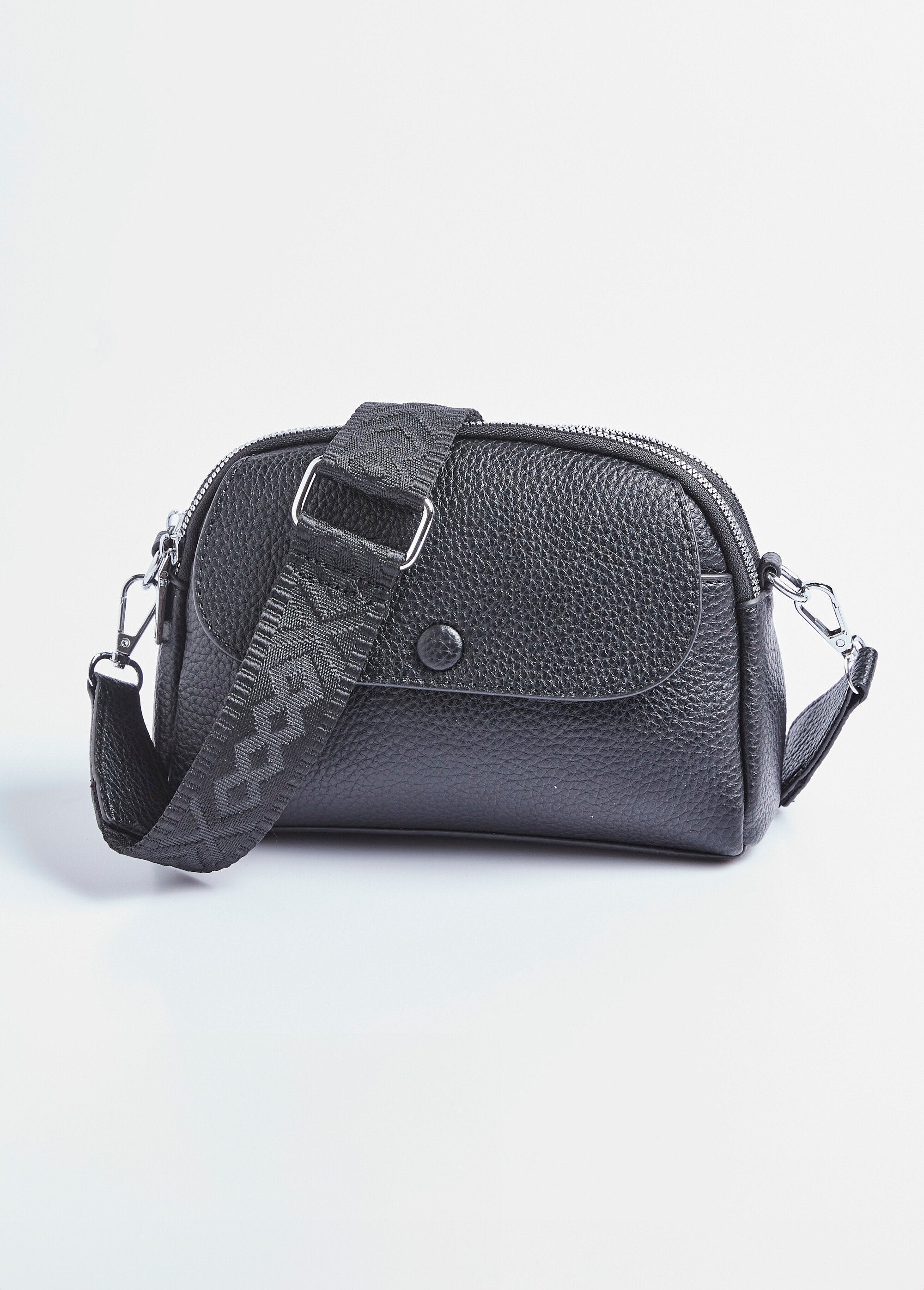 Bolso_de_piel_sintética_granulada_con_bandolera_Negro_FA2_slim