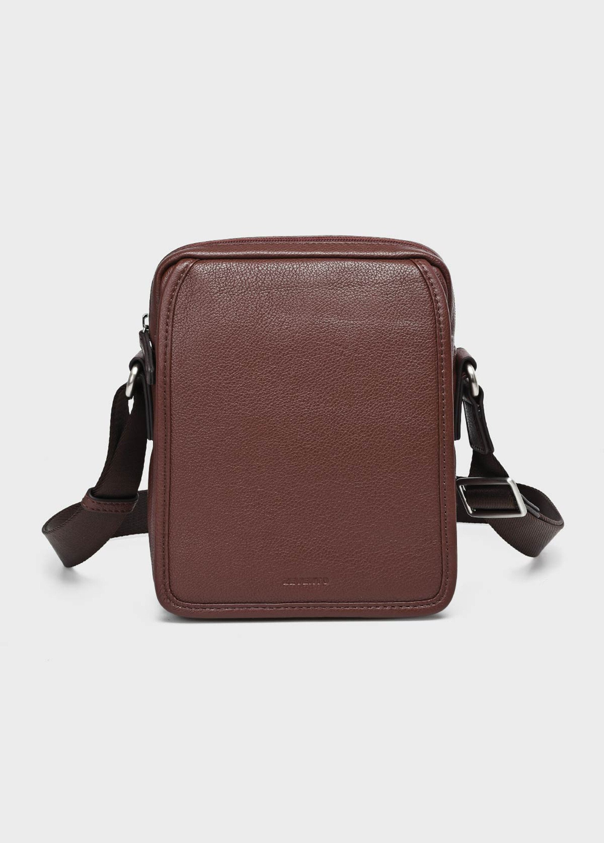 Bolso_masculino_de_piel_con_solapa_Chocolat_FA1_slim