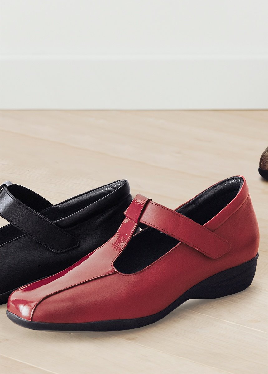 Tacón_de_cuña_Salomé_bicolor_Burdeos_FA1_slim