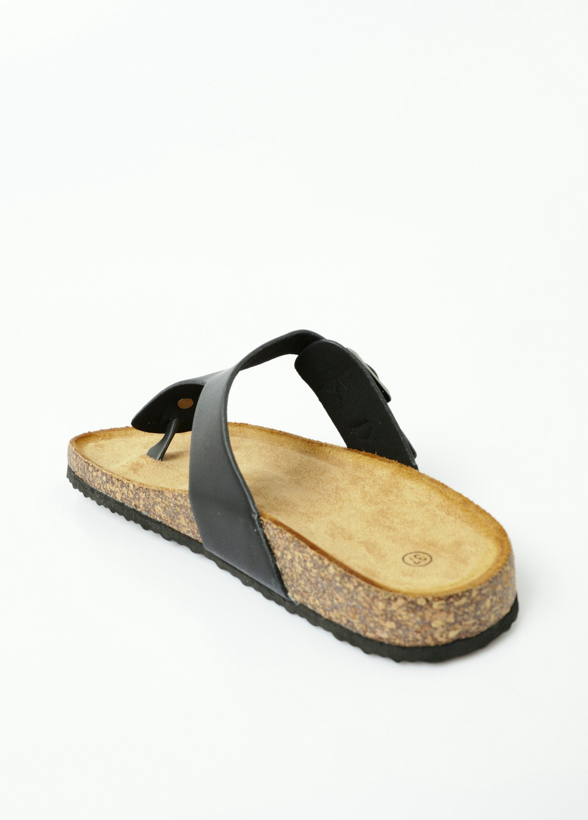 Sandalias_con_puntera_y_suela_ergonómica_Negro_DO1_slim