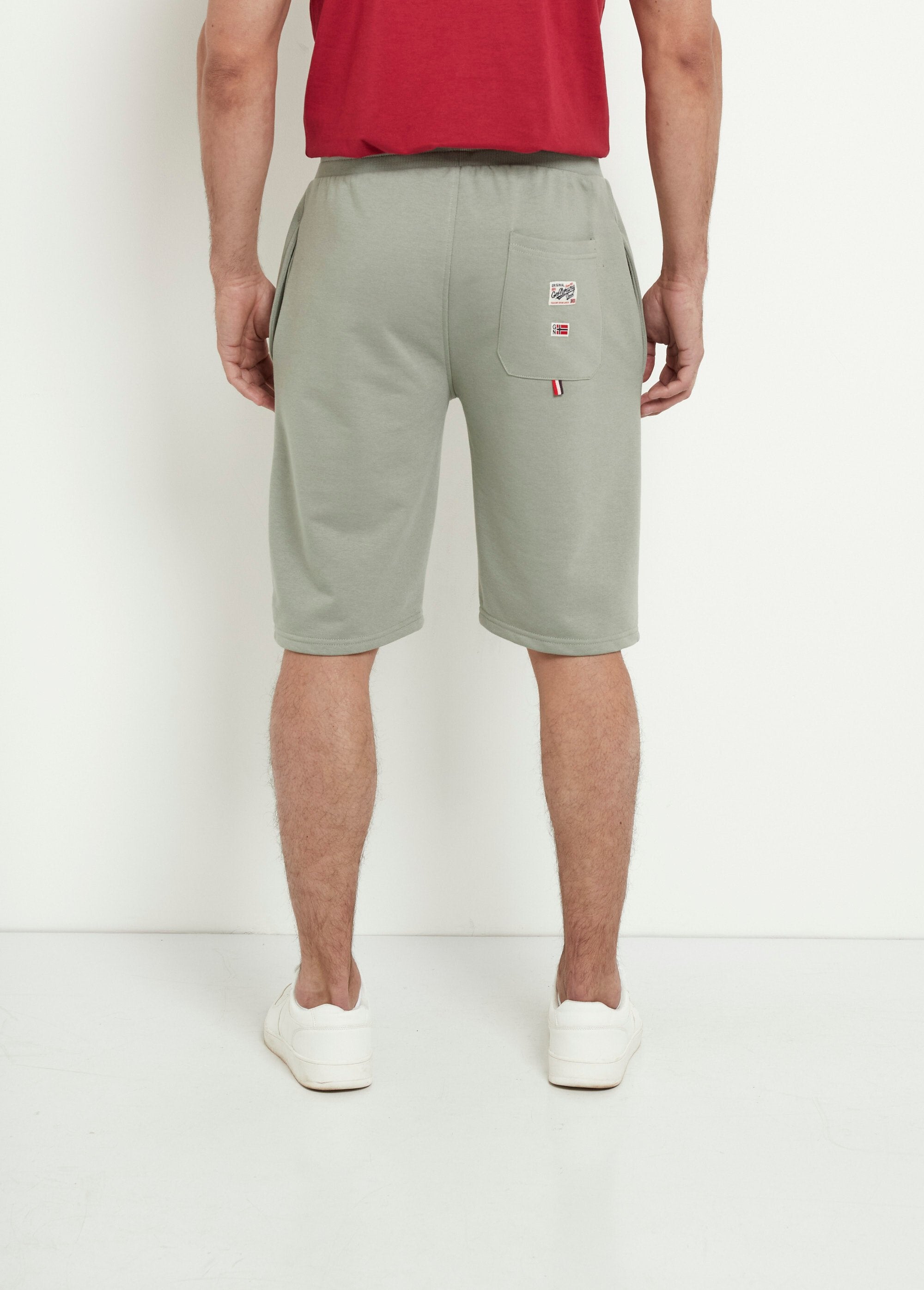 Pantalones_cortos_largos_de_polar_con_cinturilla_elástica_Aceituna_DO1_slim