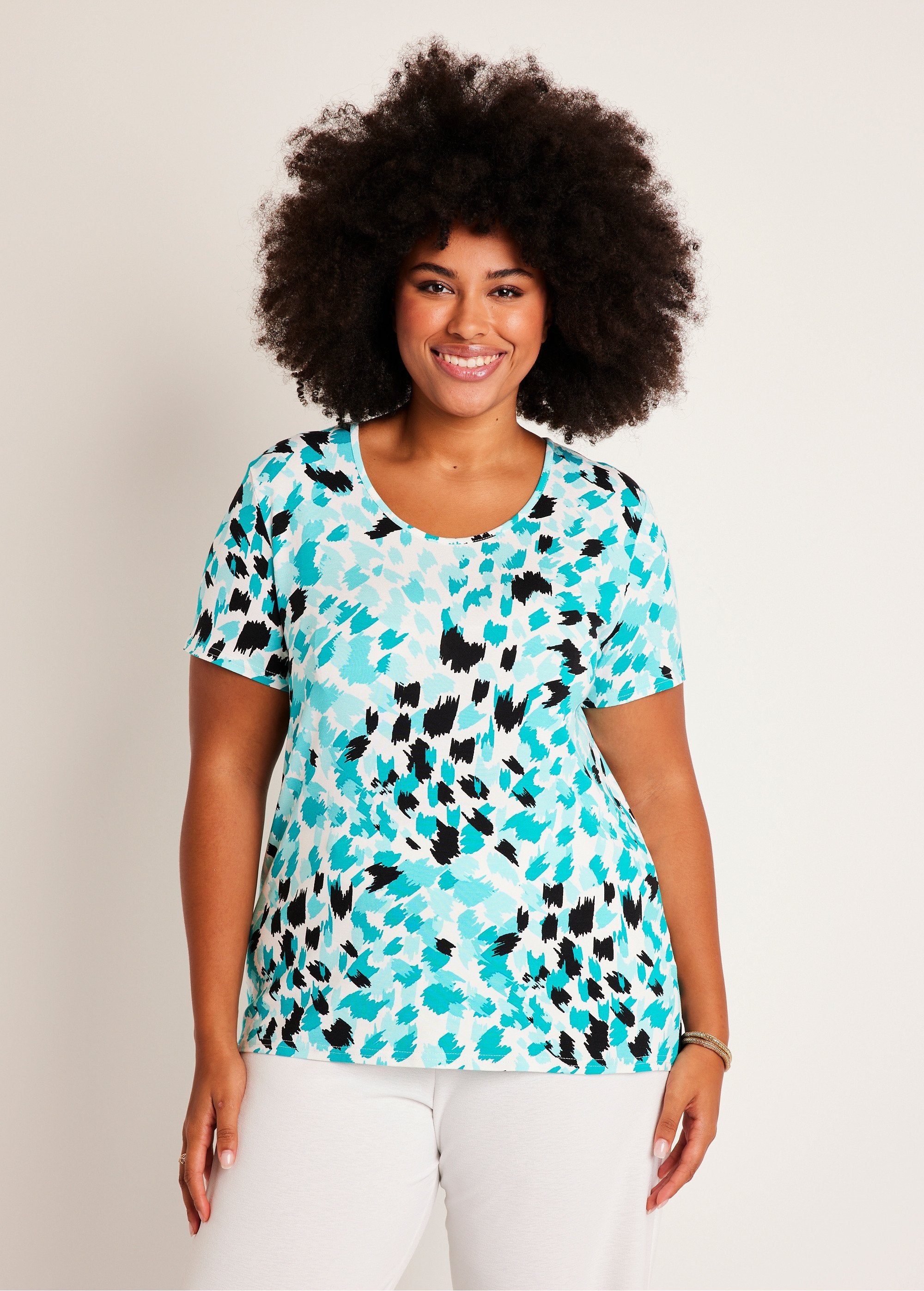 Camiseta_cropped_estampada_manga_corta_Esmeralda_FA1_curvy