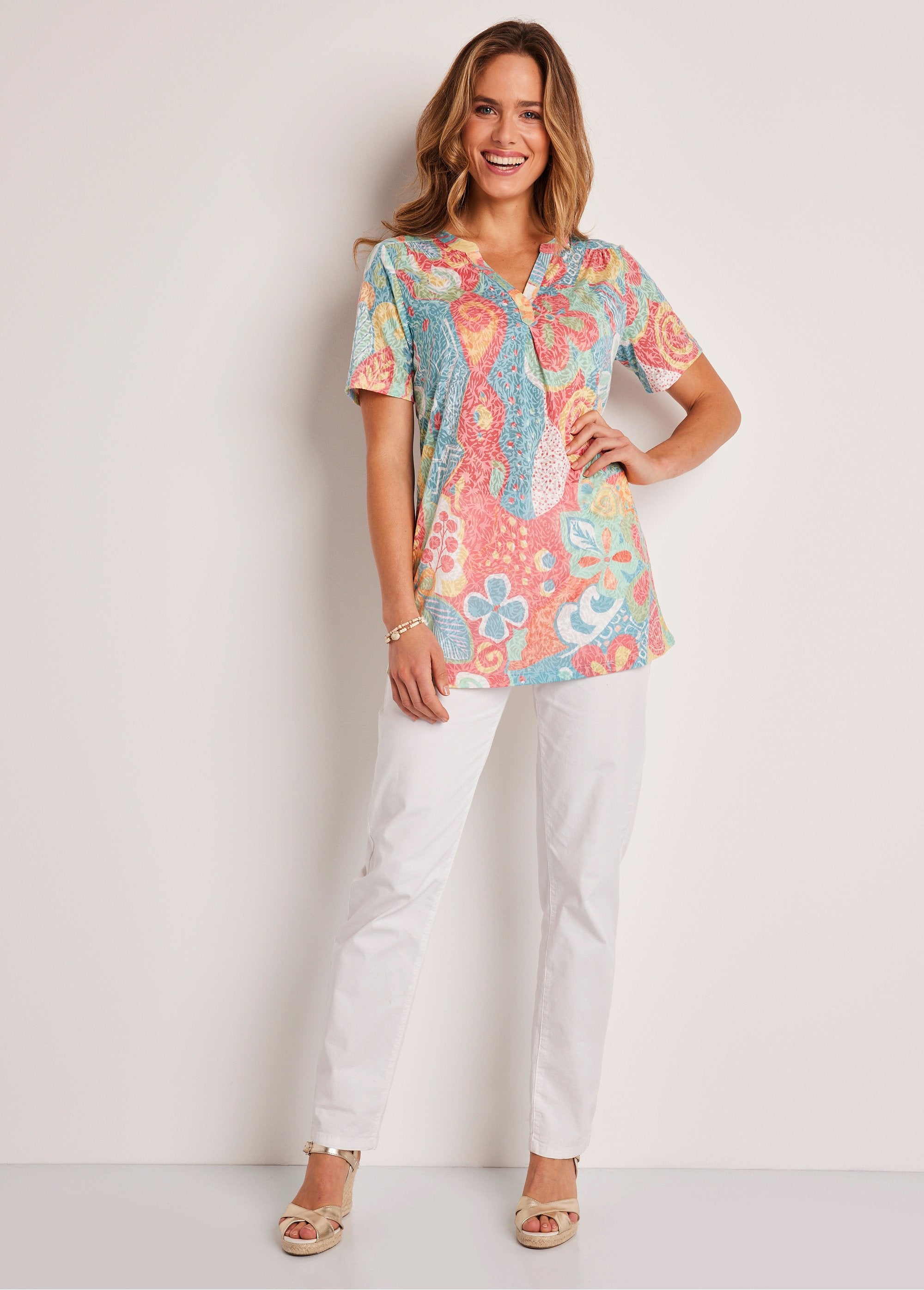 Camiseta_larga_holgada_floral_manga_corta_Multicolor_SF1_slim