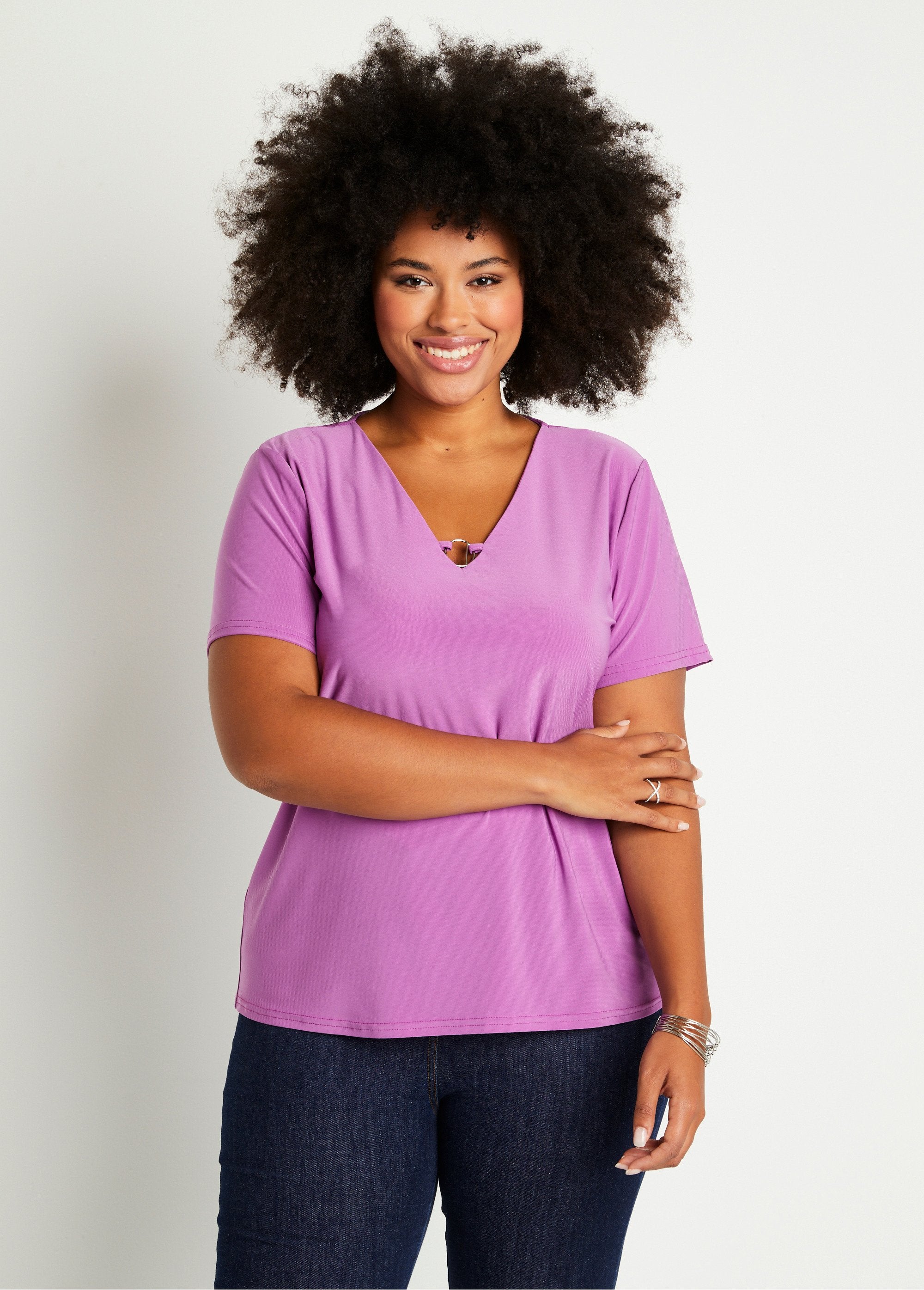 Camiseta_de_manga_corta_lisa_o_estampada_Morado_liso_FA2_curvy