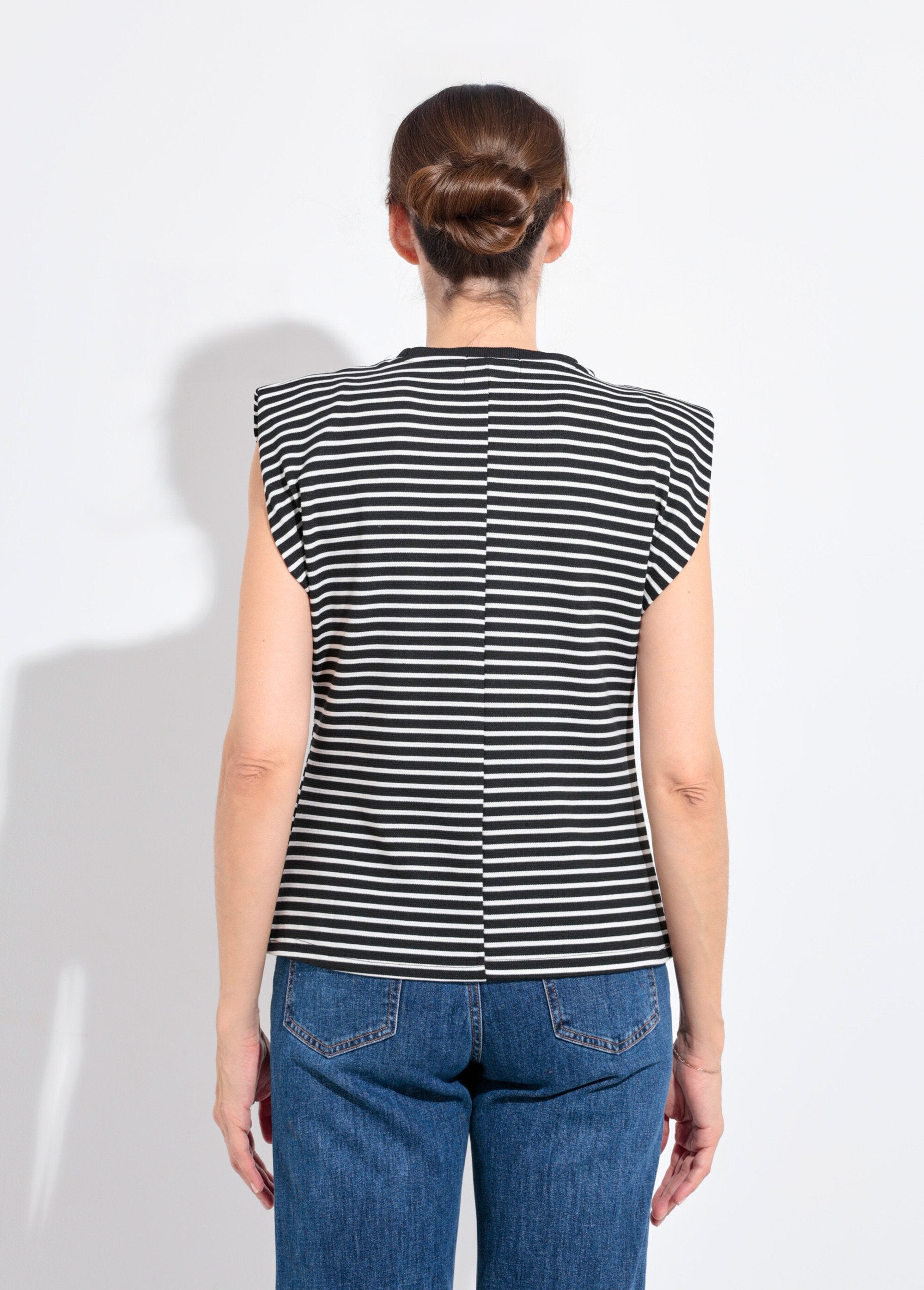 Camiseta_de_rayas_en_relieve_con_mangas_kimono_Raya_blanca_y_negra_DO1_slim