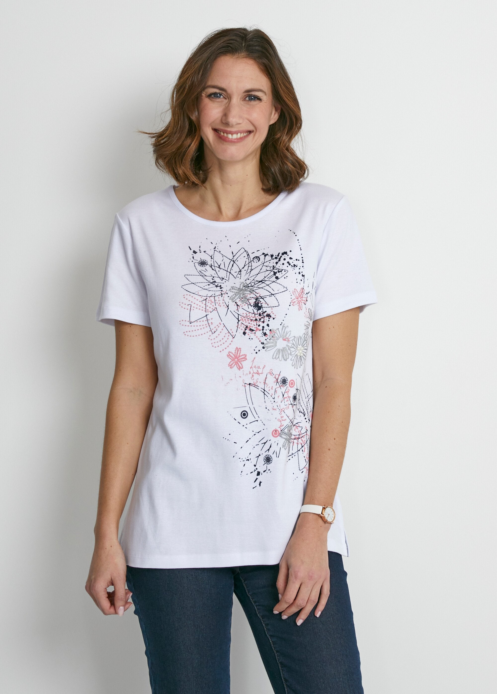 Camiseta_larga_de_estampado_floral_con_aberturas_laterales_Blanco,_Blanca_FA1_slim