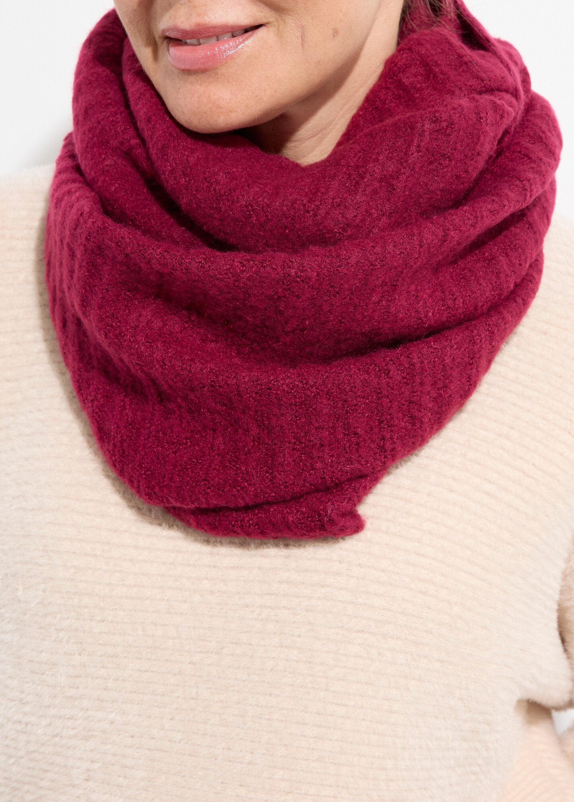 Tour_de_cous_snood_en_maille_mousseuse_Bordeaux_DE1_slim