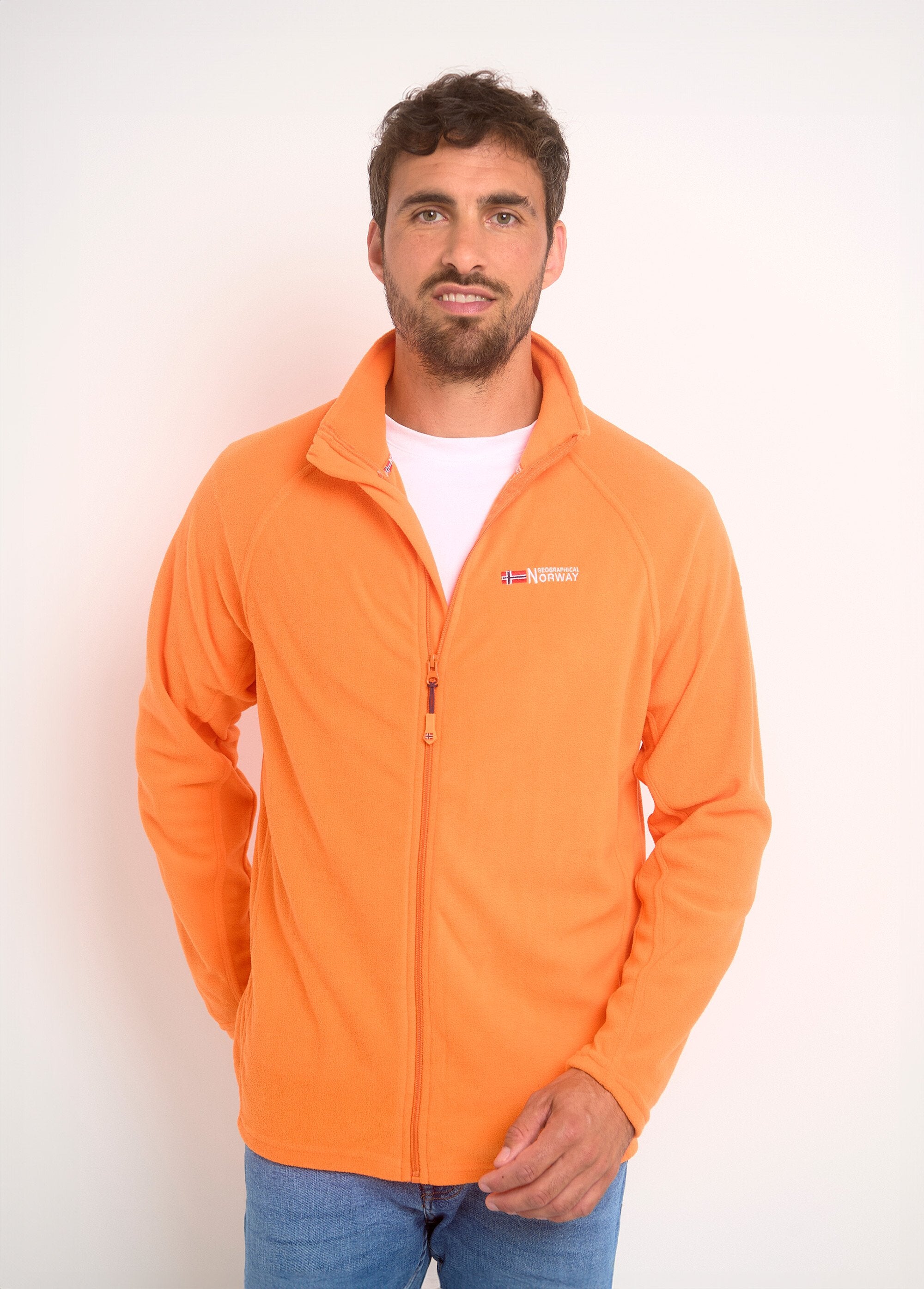 Cálida_chaqueta_polar_con_cuello_alto_naranja_FA1_slim